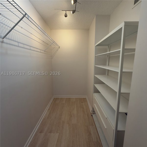 Condo for sale at Porto Bellagio 2319