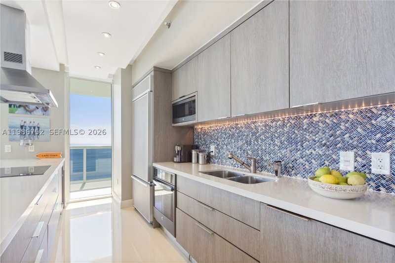 Alquiler de apartamento en Beach Club Two 3401