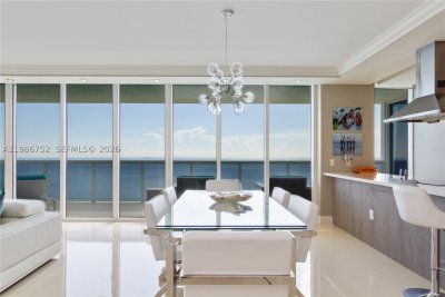 Aluguel de apartamento no Beach Club Two 3401