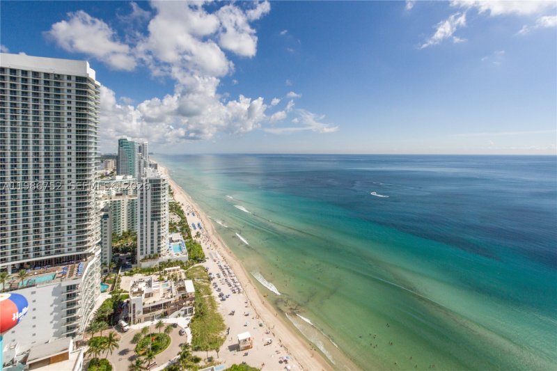 Alquiler de apartamento en Beach Club Two 3401