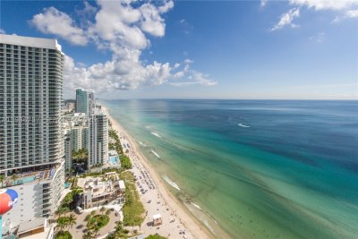 Aluguel de apartamento no Beach Club Two 3401