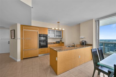 Aluguel de apartamento no Beach Club Two 3508