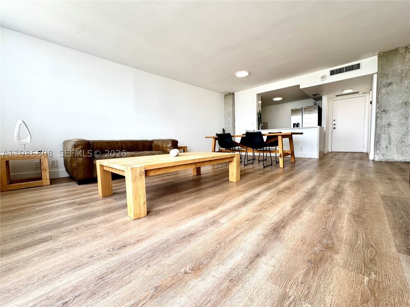 Condo for sale at Bayview Towers A909