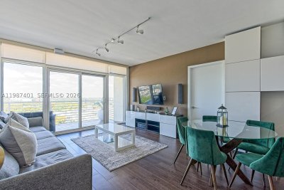 Comprar apartamento en Midtown Midblock 1006