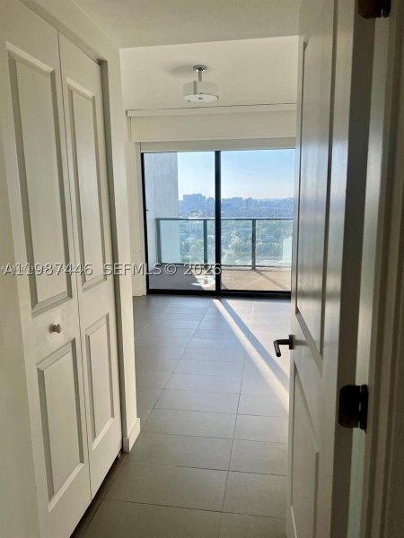 Comprar apartamento no Canvas 1715