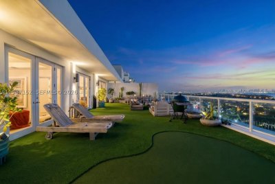 Comprar apartamento no 5600 Collins D