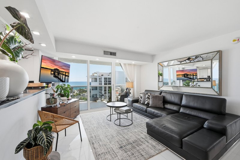 Condo for sale at Embassy Towers Ph D