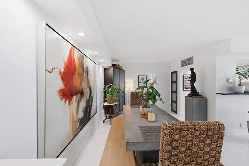 Condo for sale at Embassy Towers Ph D
