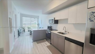 26 Edgewater Apt #514