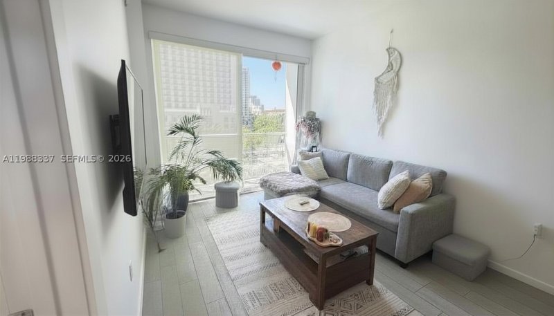 Condo for sale at 26 Edgewater 514