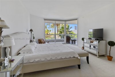 Comprar apartamento no Atlantic Three at The Point 604
