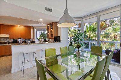 Comprar apartamento no Atlantic Three at The Point 604