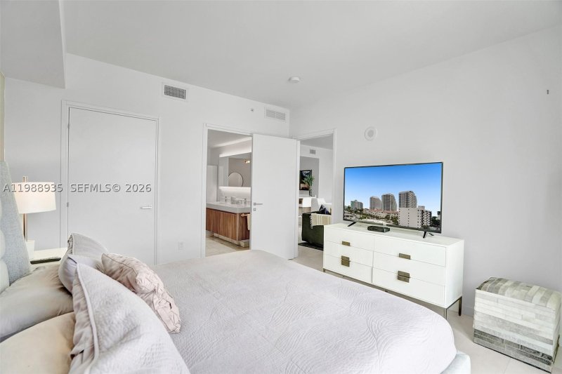 Apartment for rent at Tiffany House 513