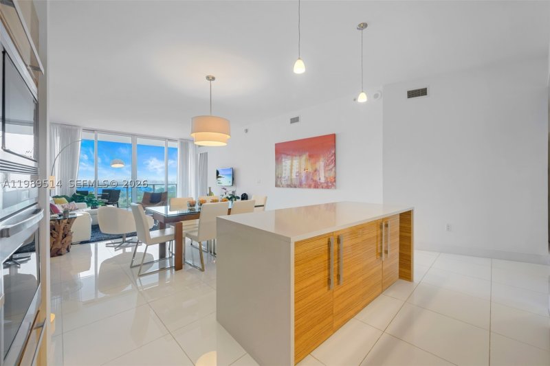 Apartment for rent at Paramount Bay 803