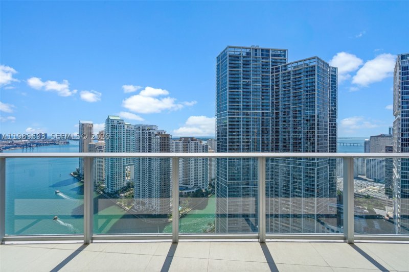 Comprar apartamento no Epic Miami 3707