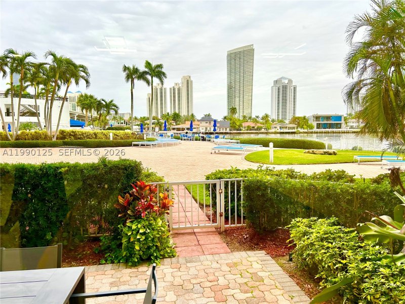 Alquiler de apartamento en Mystic Pointe 200 111
