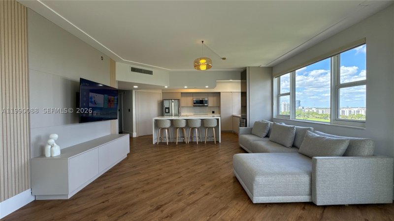 Comprar apartamento en Turnberry Village 1016
