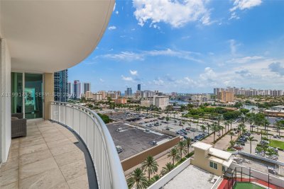 Duo Condo Apt #1407E