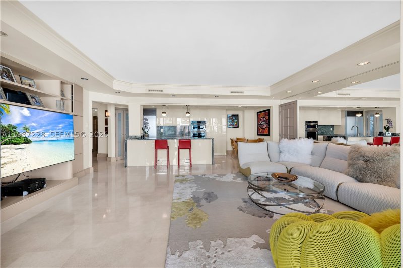 Apartment for rent at 1500 Ocean Drive 1005
