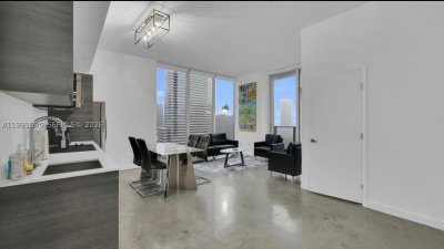 Comprar apartamento en Centro Condo 2411
