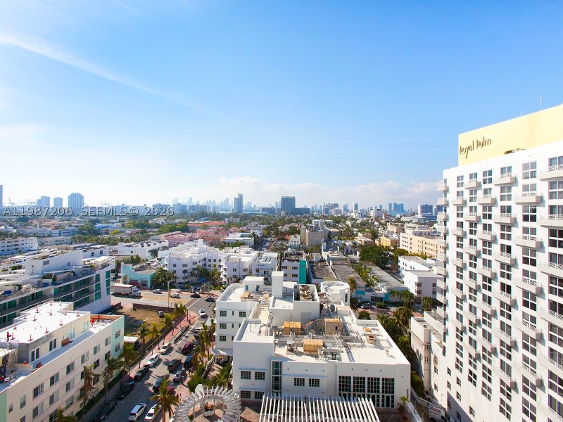 Apartment for rent at 1500 Ocean Drive PH-10
