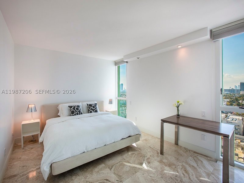 Apartment for rent at 1500 Ocean Drive PH-10