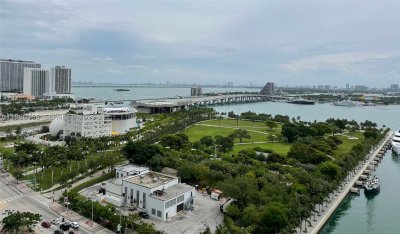 Comprar apartamento no Marina Blue 1810