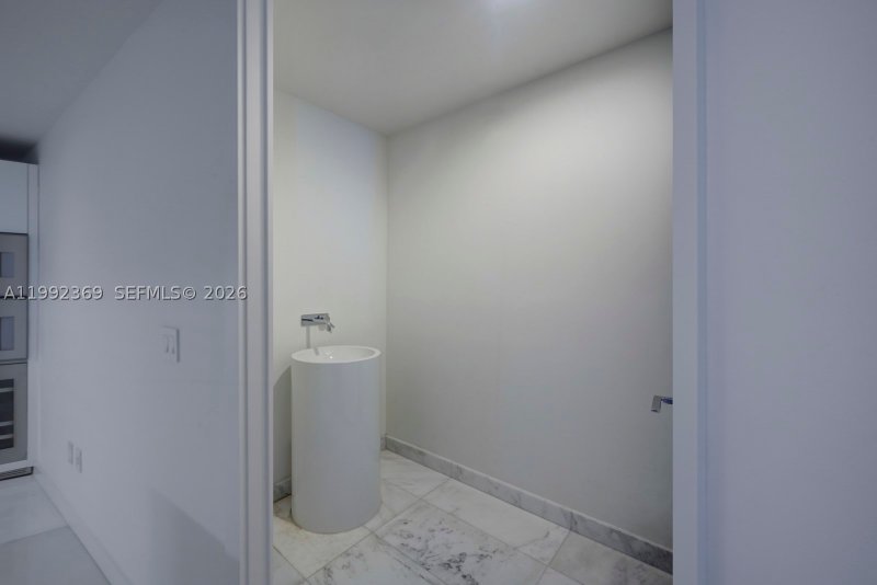 Apartment for rent at Oceana Bal Harbour 1005