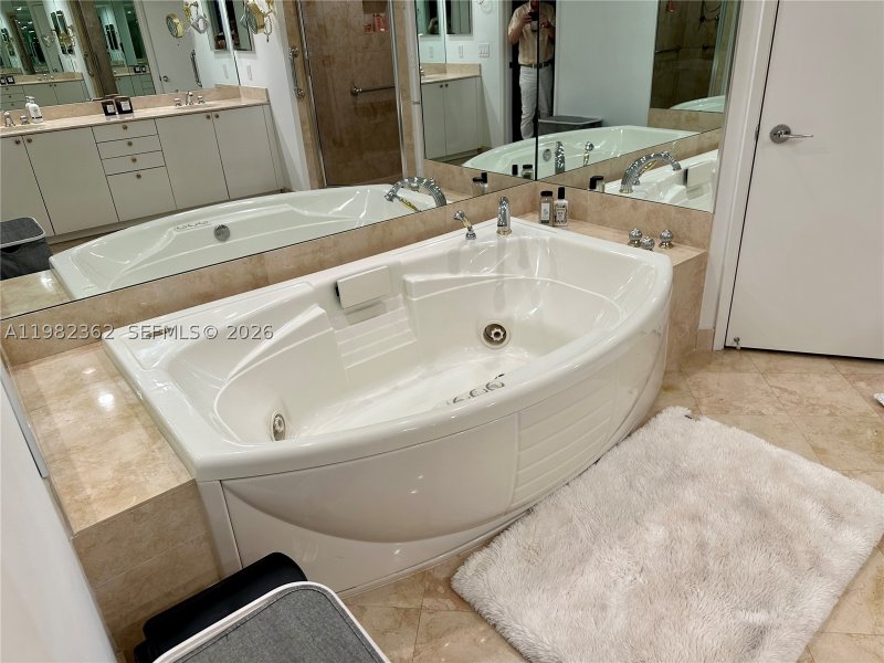 Apartment for rent at Club Tower Two 803