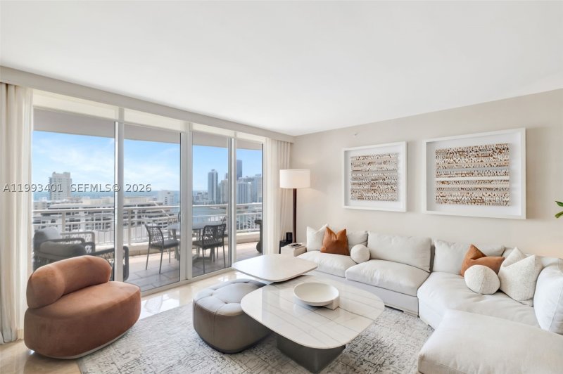 Alquiler de apartamento en Three Tequesta Point 2605
