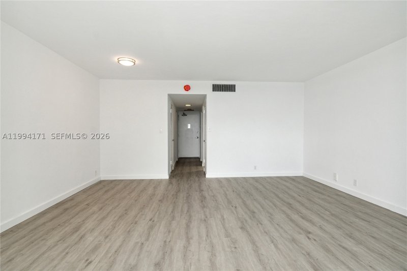 Comprar apartamento en Mirador North Tower 528