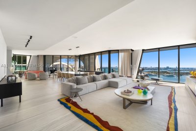 Comprar apartamento en One Thousand Museum 2702