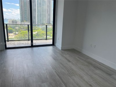 Comprar apartamento no Hyde Midtown 1207