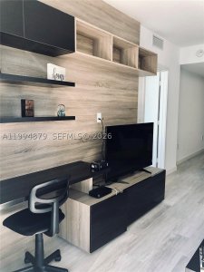 Comprar apartamento en Brickell Heights East 2004