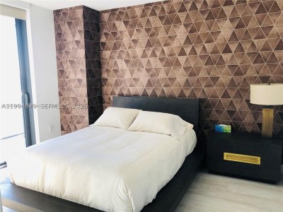 Comprar apartamento en Brickell Heights East 2004
