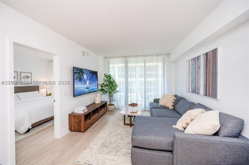 Apartment for rent at Hyde Midtown L402