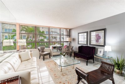 Comprar apartamento en Brickell Shores 203