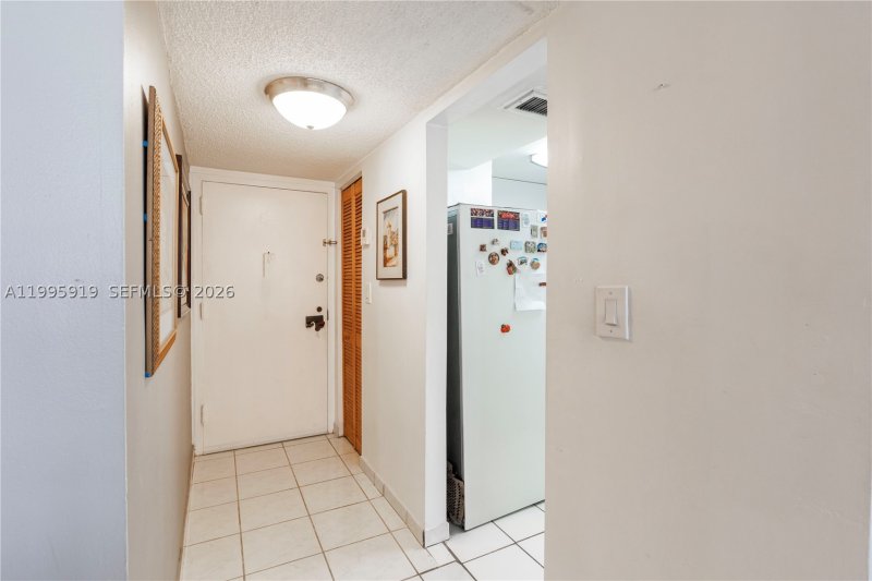 Comprar apartamento en Brickell Shores 203