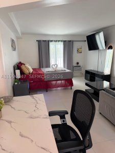 Aluguel de apartamento no Bayshore Yacht Tennis Club 109
