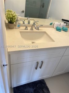 Aluguel de apartamento no Bayshore Yacht Tennis Club 109
