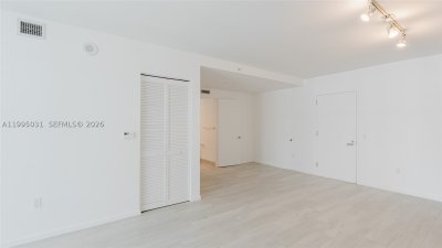 Comprar apartamento en MyBrickell Condo 1906