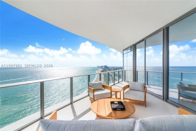 Alquiler de apartamento en Ritz Carlton Residences Sunny Isles 2302