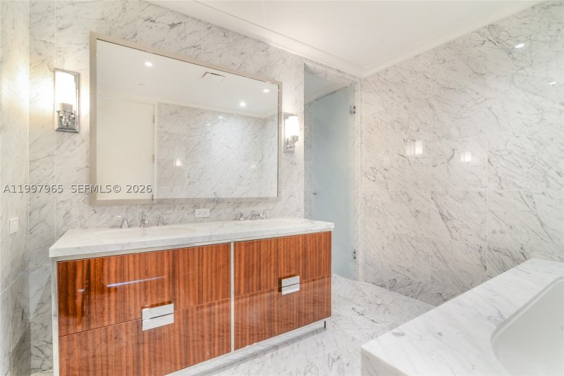 Alquiler de apartamento en Ritz Carlton Residences Sunny Isles 2302