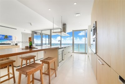 Alquiler de apartamento en Ritz Carlton Residences Sunny Isles 2302