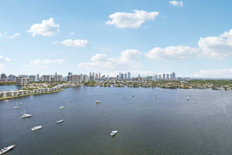 Alquiler de apartamento en Marina Palms Yacht Club Ph-7