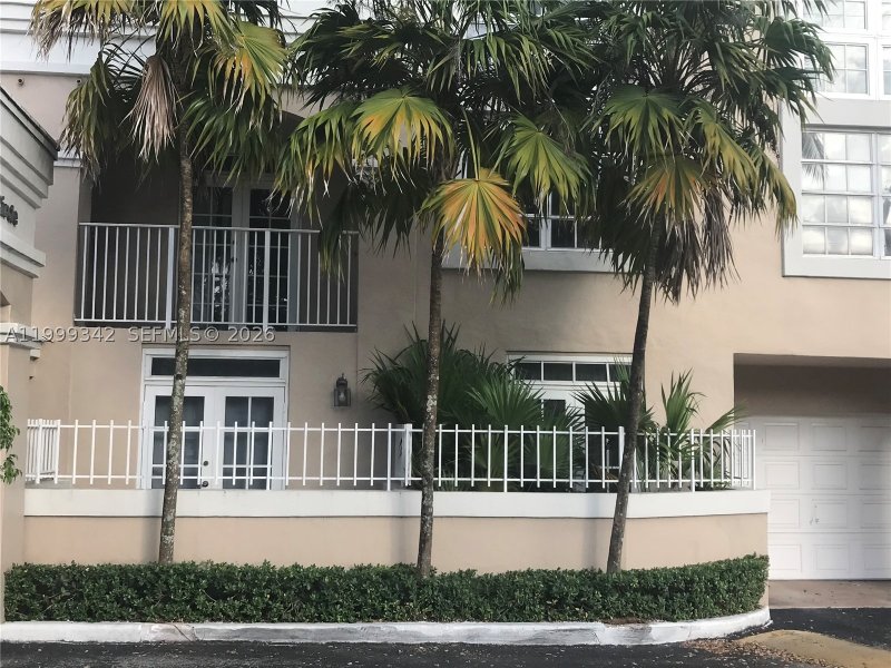 Apartment for rent at University Inn 1111B