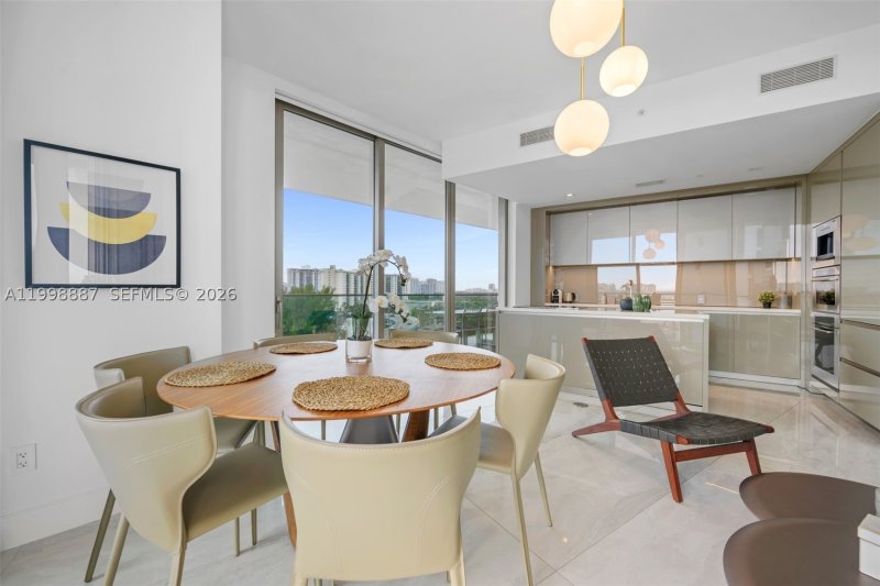 Condo for sale at Residences by Armani / Casa 605