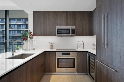 Aluguel de apartamento no Brickell City Centre Rise 1401