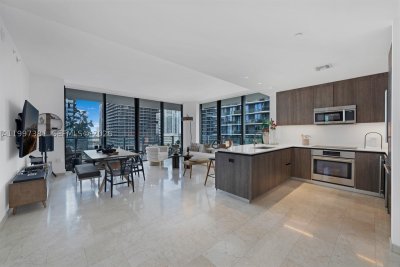 Aluguel de apartamento no Brickell City Centre Rise 1401