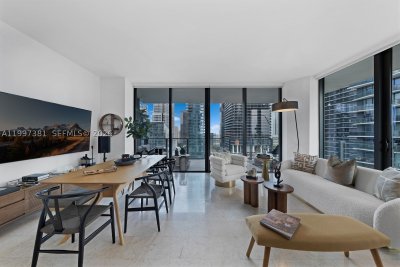 Aluguel de apartamento no Brickell City Centre Rise 1401